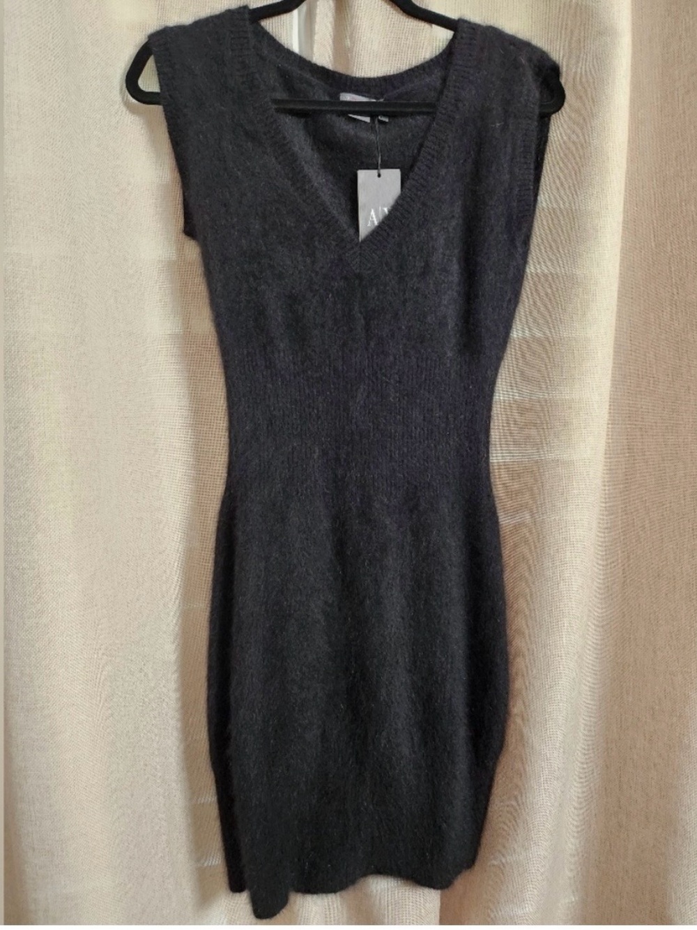 A/X Armani Exchange Black V-Neck Sleeveless Knit Dress
